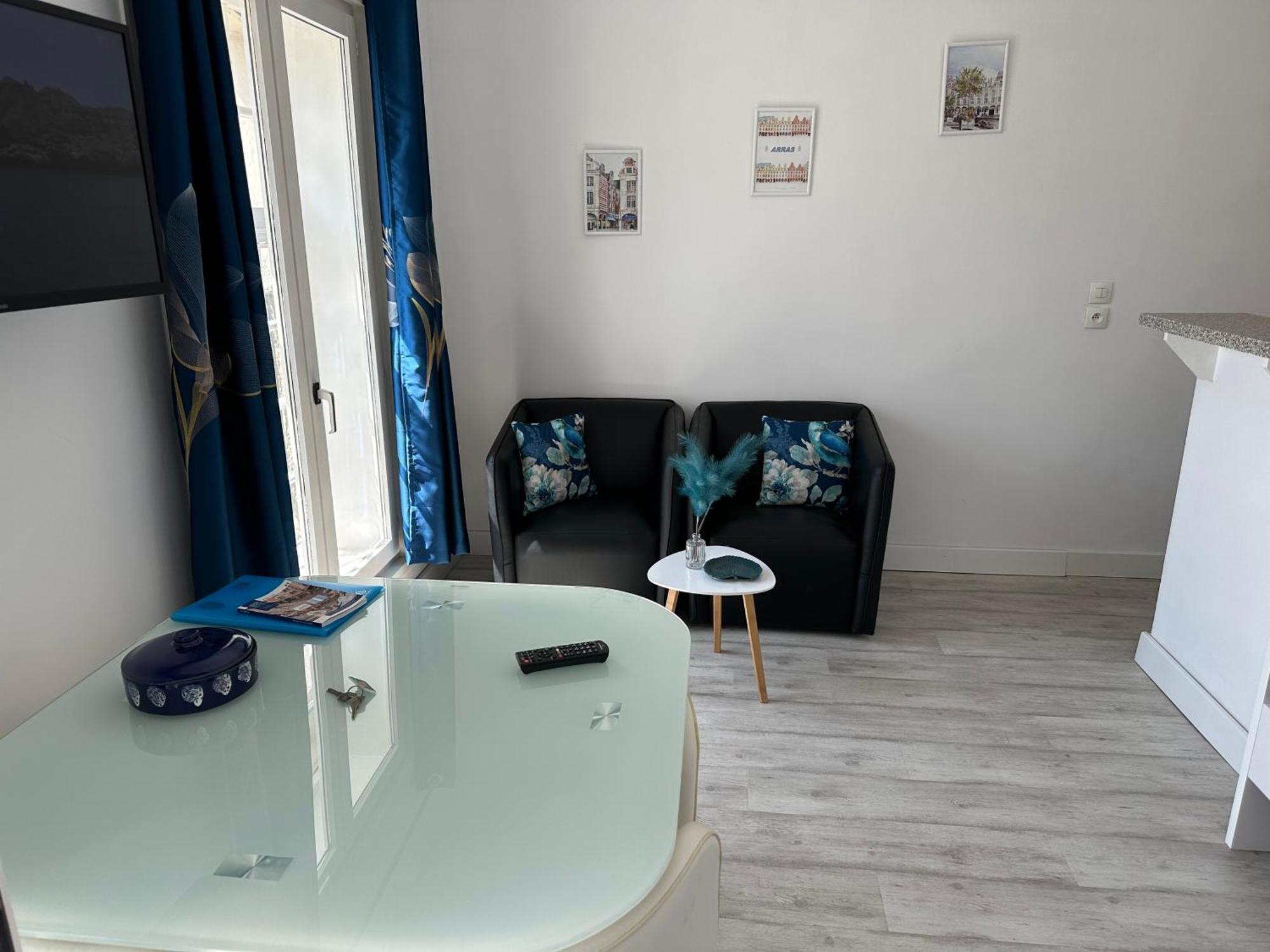 Le Bleu Arrageois Appartement Arras Buitenkant foto